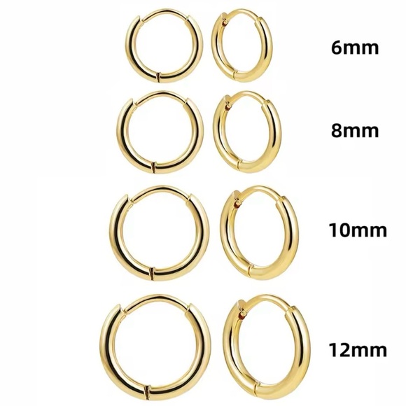 Gold Huggies Earrings Set - Picture 1 of 2